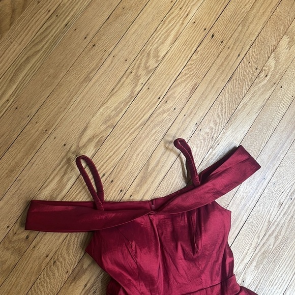 B. Darlin burgundy red high low dress size 5/6 - Picture 3 of 8